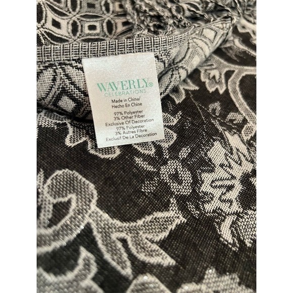 Waverly Women's Black Paisley Pashmina Shawl Wrap Scarf 66x27 oversized - Picture 7 of 9